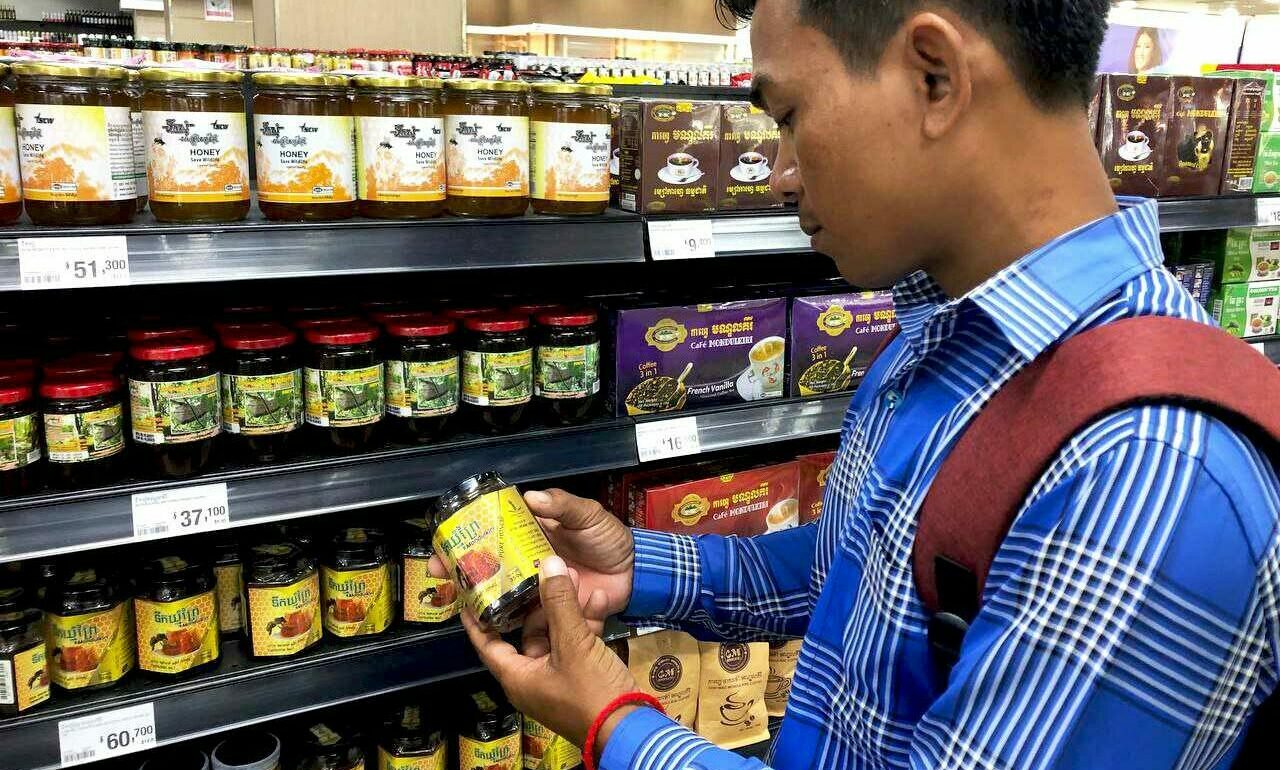 Local market for wild honey